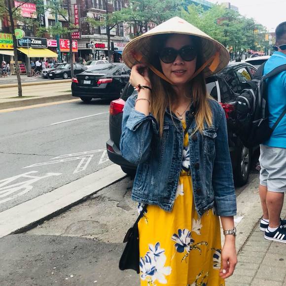 Meet your Posher, Hue - Picture 1 of 1